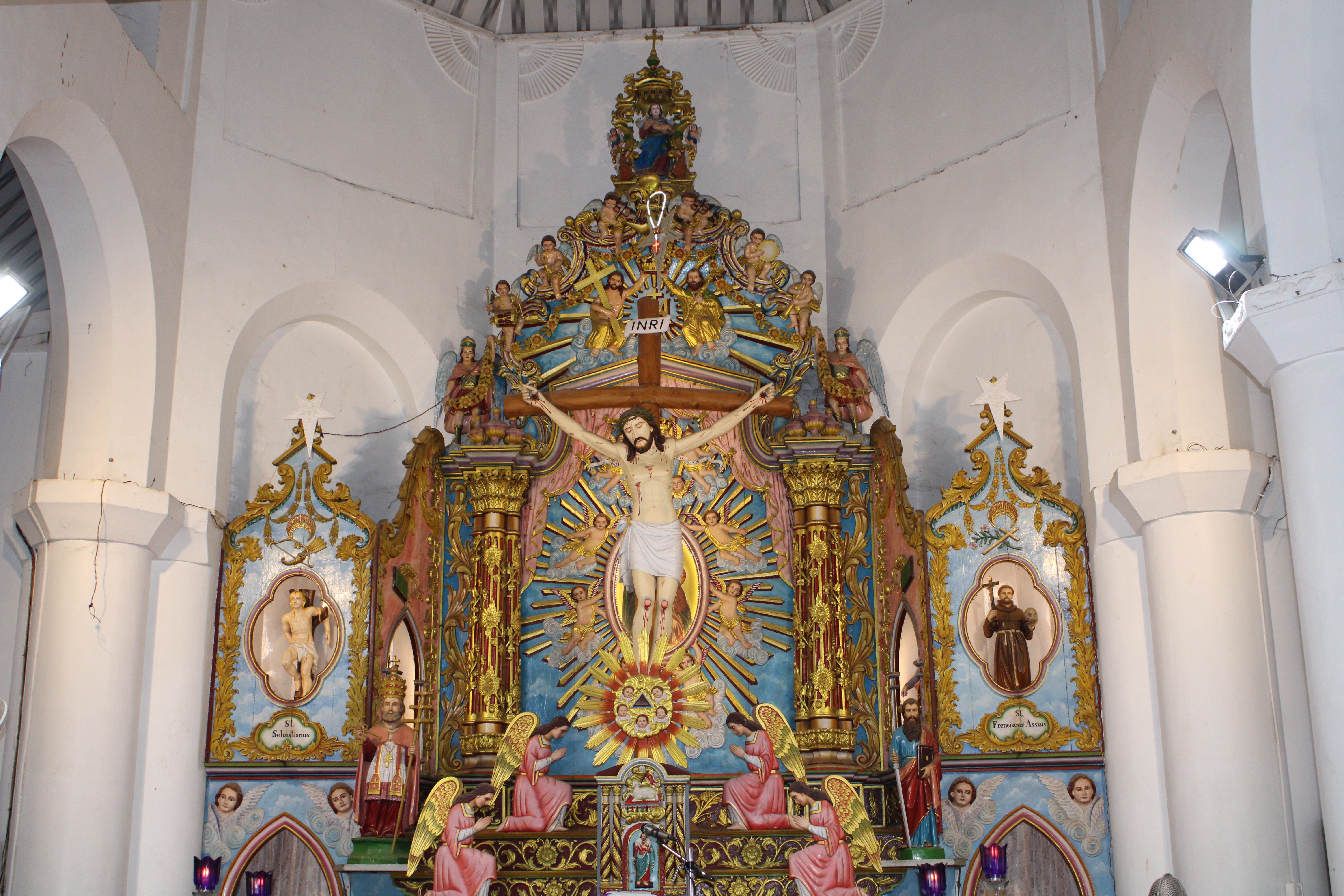 The sanctuary altar of St. Mary's Forane Church, Thankey