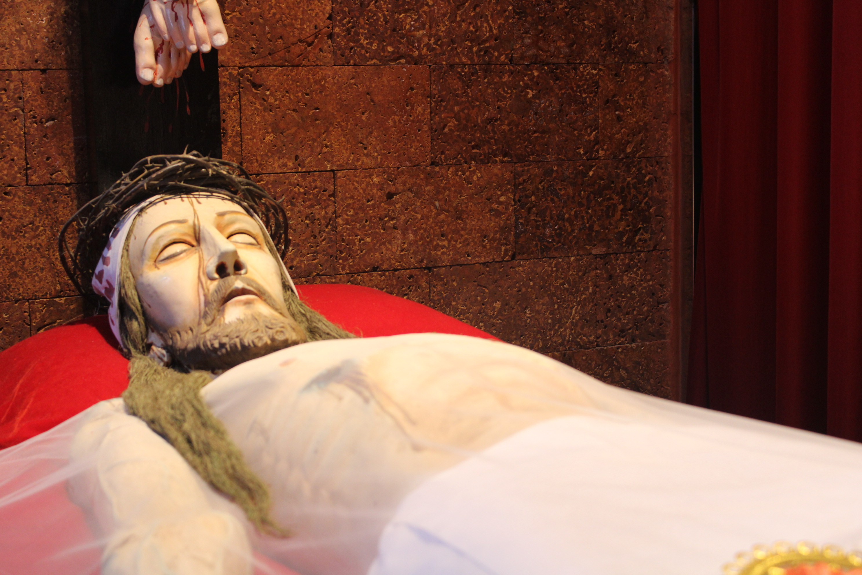 The Miraculous Statue of the Passion of Our Lord — landscape view, Thankey Church